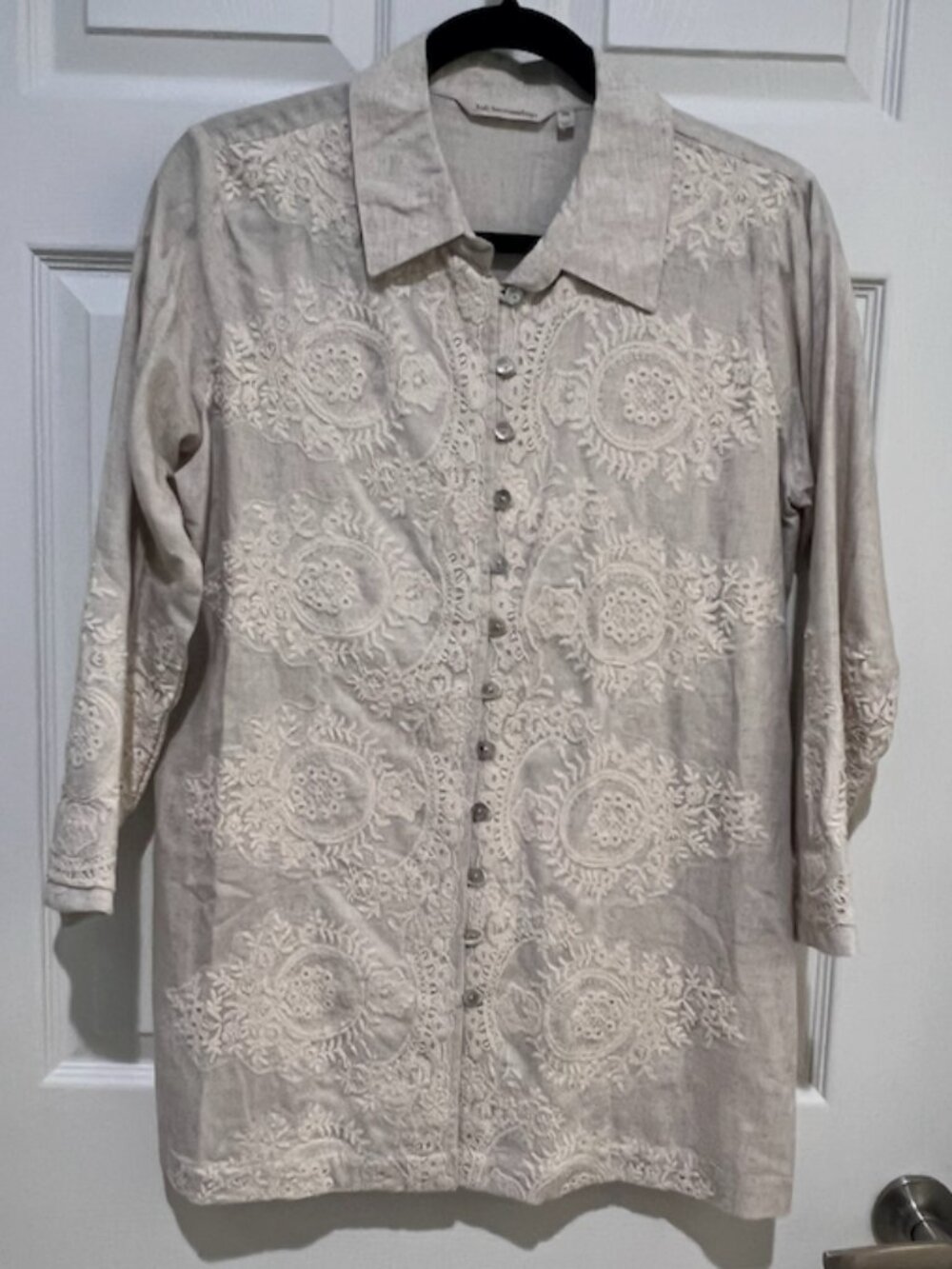 ☀️ Soft Surroundings Linen Embroidered Button Front Beige Boho Top -Like New!